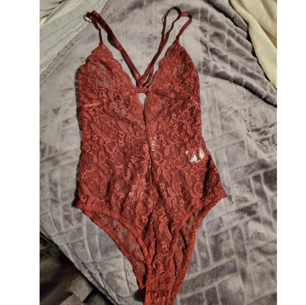 NEW AGE REBEL Viera Lace Bodysuit